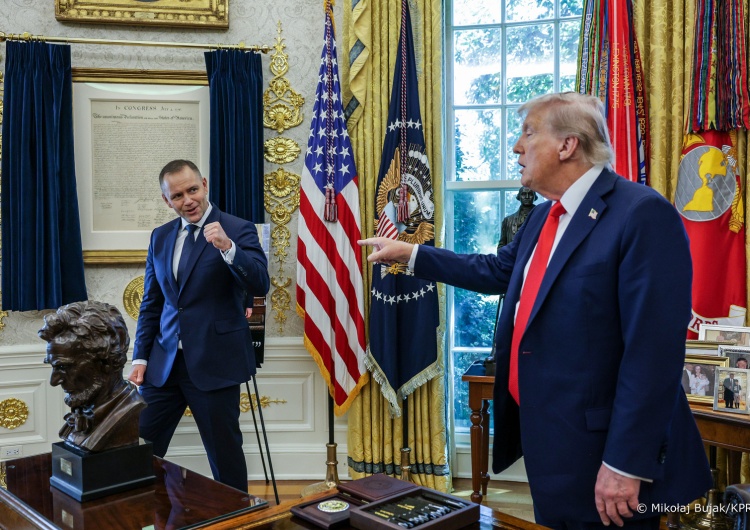 Karol Nawrocki, Donald Trump Skandal z listem Trumpa do polskiego prezydenta. MSZ nie ma sobie nic do zarzucenia