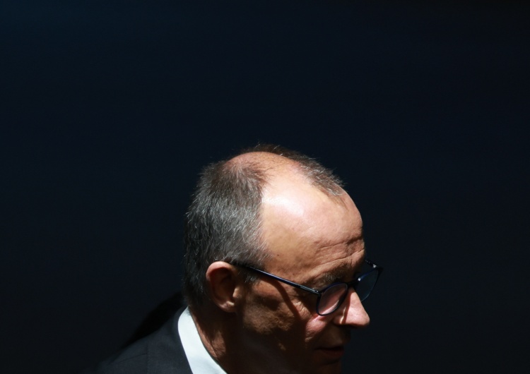 Friedrich Merz Tȟašúŋke Witkó: Niemieccy 