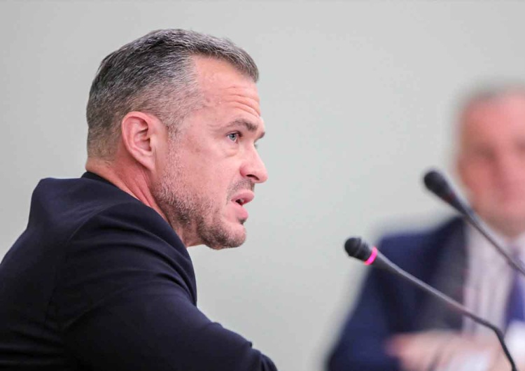 Sławomir Nowak Umorzenie sprawy Sławomira Nowaka. Media podały nazwisko