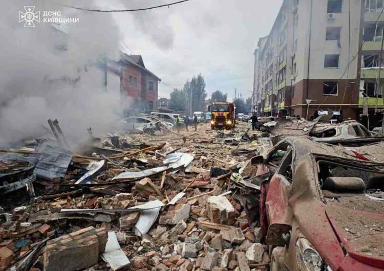 Kijów po 12 godzinach bombardowania  Bombardowanie przez 12 godzin. Ukraina liczy ofiary