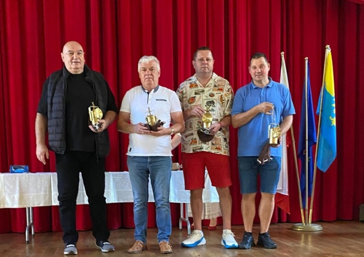 Najlepsza Drużyna – ASY WISUS Żory B.Gawron, R.Kruk, M.Pawlas, T.Szymała Mistrzostwa Polski Górników w skacie 