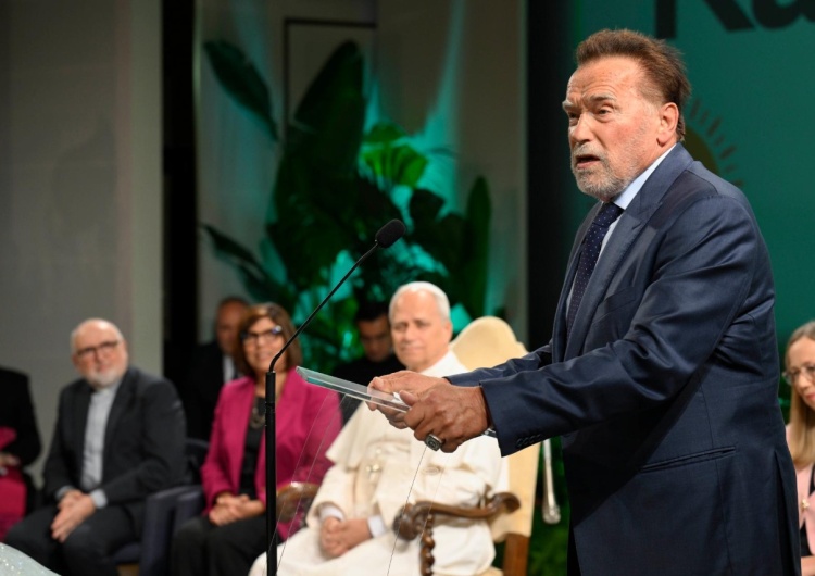Leon XIV, Arnold Schwarzenegger Schwarzenegger określił Leona XIV mianem 