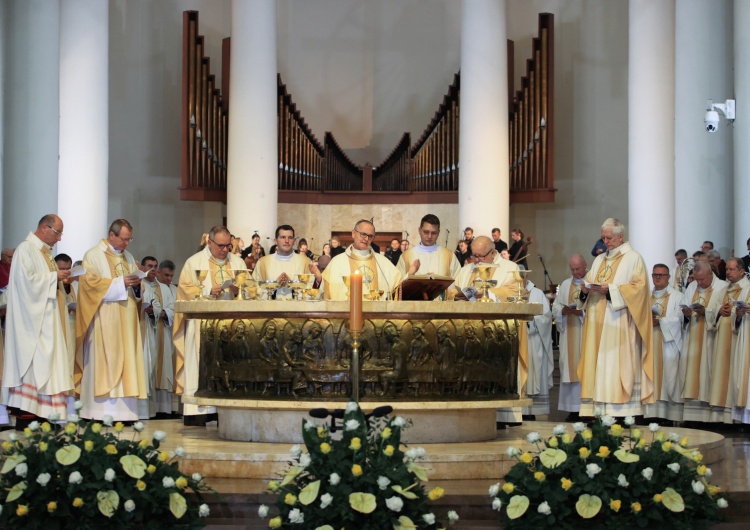 Ingres abp. Andrzeja Przybylskiego Piotr Duda wziął udział w ingresie abp. Andrzeja Przybylskiego