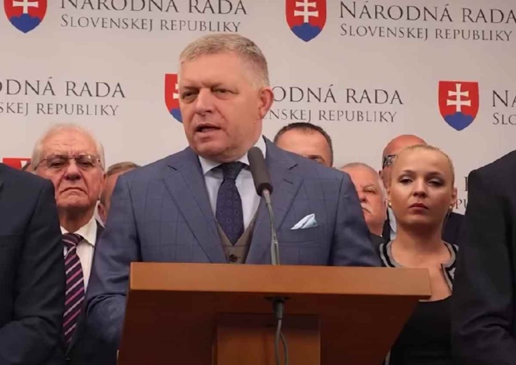 Robert Fico Słowacja wraca do pomocy Ukrainie