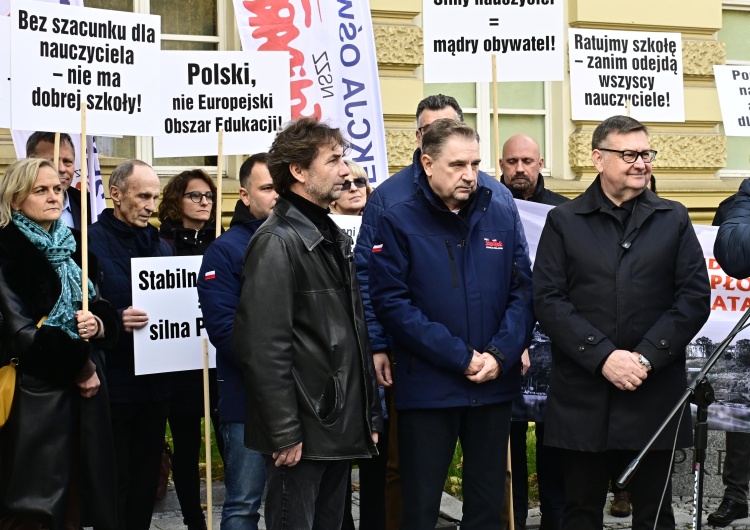 Pikieta oświatowej Solidarności