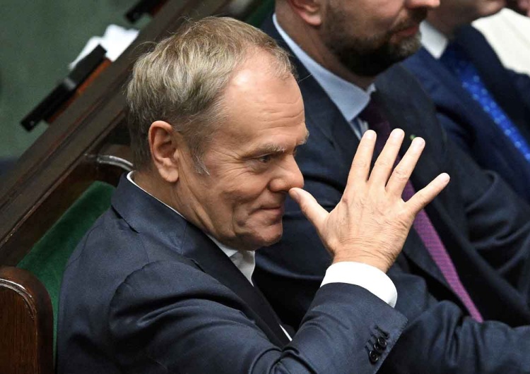 W czasie gdy Paweł Jabłoński wygłaszał przemówienie dot. Mercosur Donald Tusk postanowił...