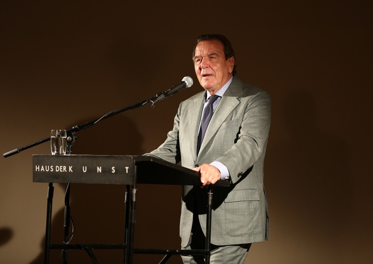 Gerhard Schroeder „Co to za bzdury?” Schroeder traci cierpliwość podczas przesłuchania ws. Nord Stream 2