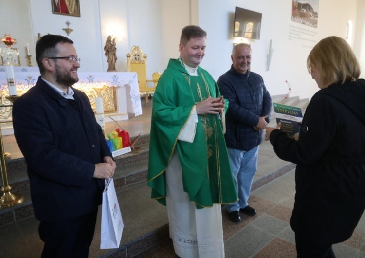 Wręczenia nagród Przyznano nagrody w konkursie plastycznym