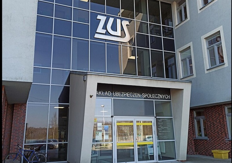 ZUS Kontrolerzy ZUS przyjdą bez zapowiedzi. Można stracić zasiłek opiekuńczy