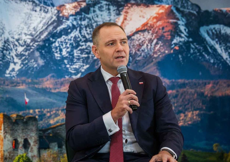 Prezydent Karol Nawrocki w Tomaszowie Lubelskim Nawrocki: Jednym z głównych moich zadań jest to, aby wojna nie dotknęła Polski