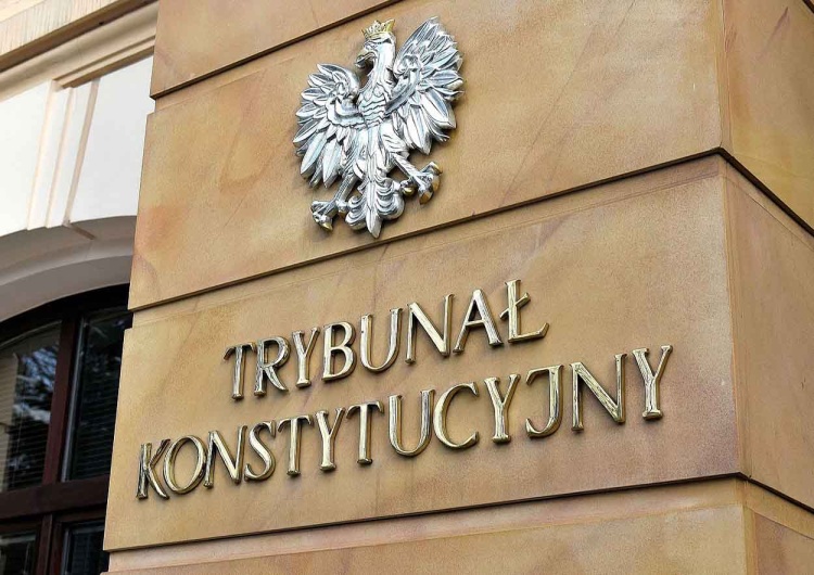 Wejście do siedziby Trybunału Konstytucyjnego Koalicja 13 grudnia zmienia plany wobec TK. Ma