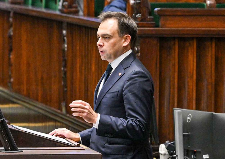 Szef resortu finansów Andrzej Domański Szykują wyższą stawkę VAT. Oto produkty, które obejmie