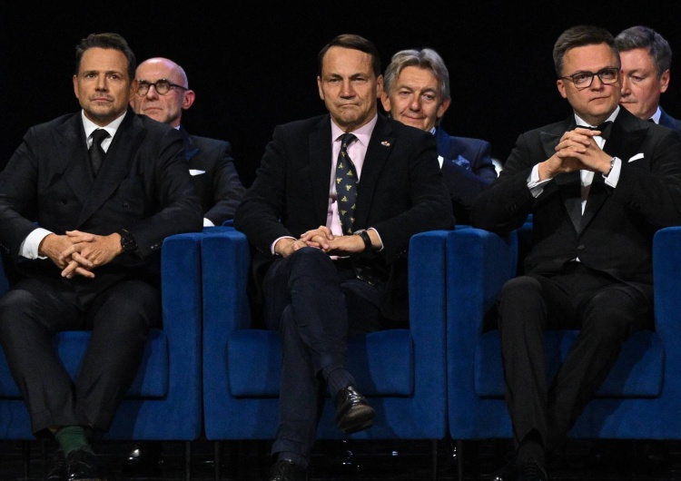 Rafał Trzaskowski, Radosław Sikorski, Szymon Hołownia Bosak ostro o Sikorskim: „Dyplomata powinien parę razy pomyśleć”
