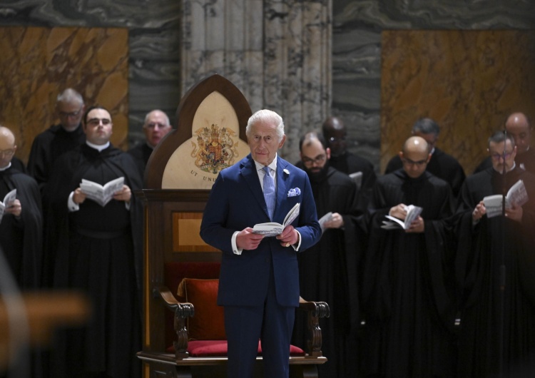 Karol III Symboliczny krok ku jedności chrześcijan. Karol III Królewskim Konfratrem Bazyliki św. Pawła za Murami
