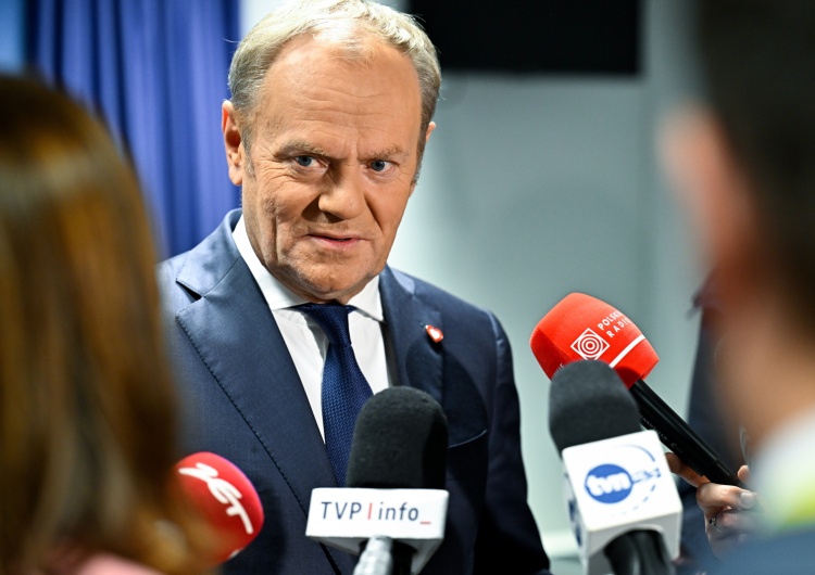 Donald Tusk Andrzej Gajcy: Tusk prowadzi Platformę ku utracie władzy