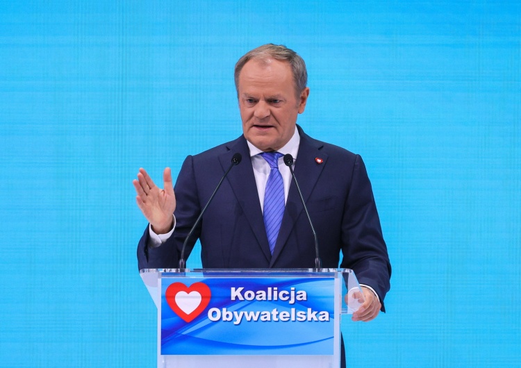 Donald Tusk Konwencja zjednoczeniowa PO. Tusk oficjalnie przedstawił nową nazwę partii