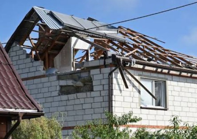 Wyryki Miesiąc po tragedii w Wyrykach. Rząd obiecał pomoc, a dom wciąż stoi w ruinie