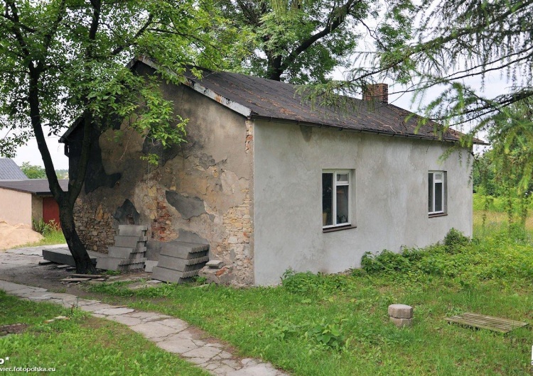 Pustostan w Sosnowcu, zdjęcie poglądowe Polska krajem pustostanów? Eksperci ostrzegają: za 20 lat mieszkania po złotówce