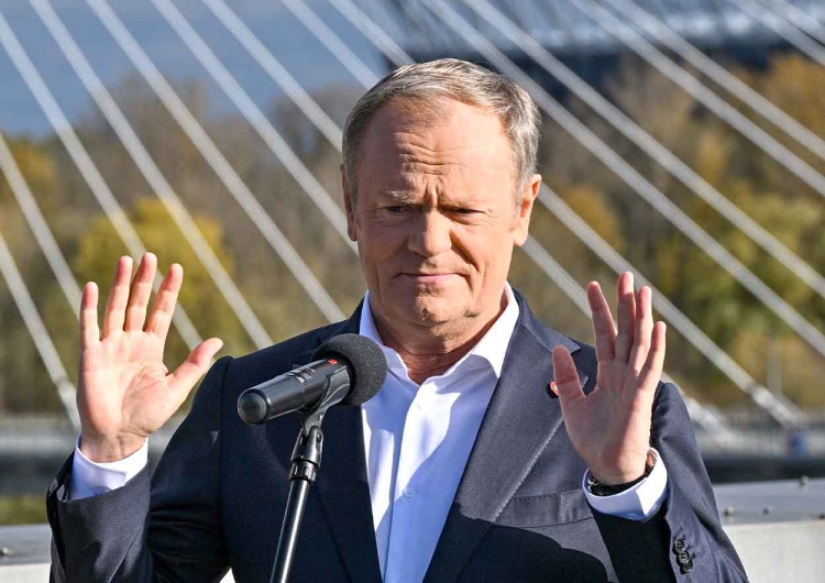 Premier Donald Tusk Sprzedaż działki pod CPK. Zła wiadomość dla Tuska