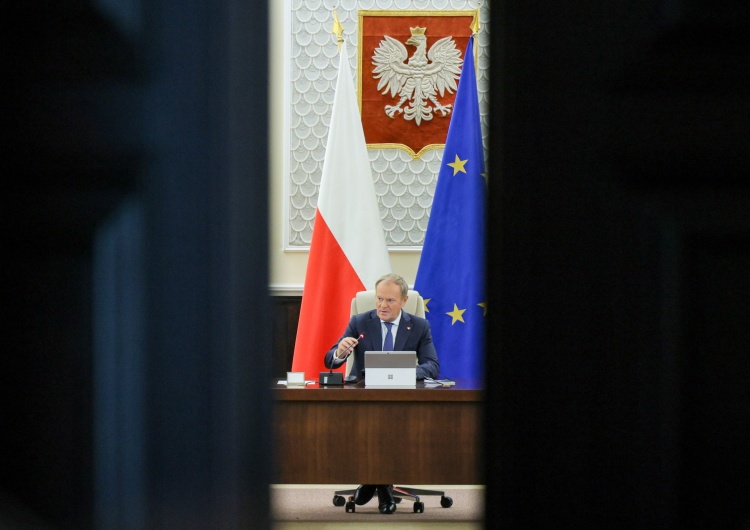 Donald Tusk Polowanie zamiast rządzenia