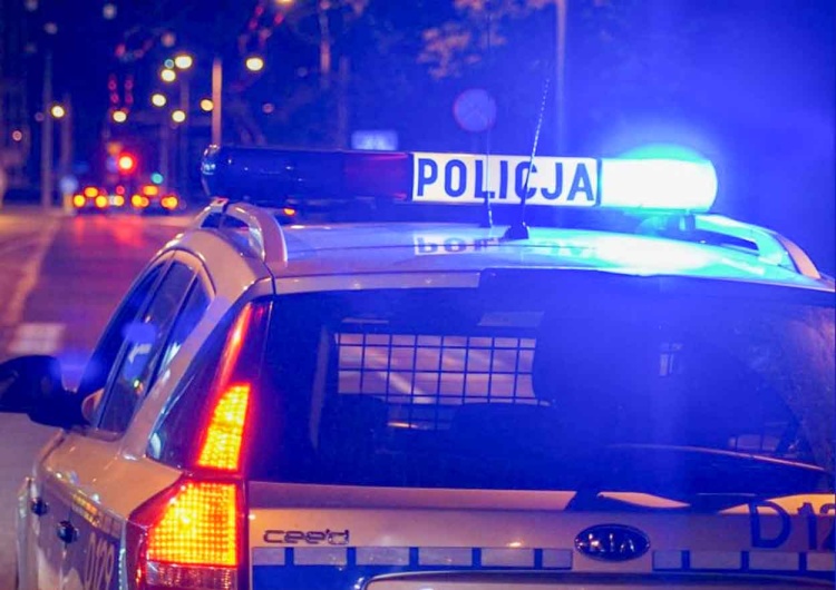 Policja – zdjęcie ilustracyjne Tragiczny wypadek w Wielkopolsce. Poważne utrudnienia
