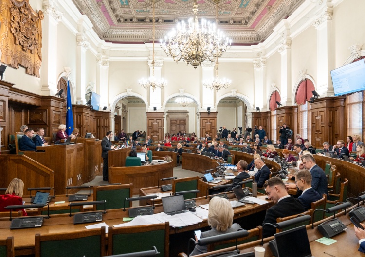 Parlament Łotwy Parlament Łotwy zagłosował za wycofaniem tego kraju z Konwencji Stambulskiej