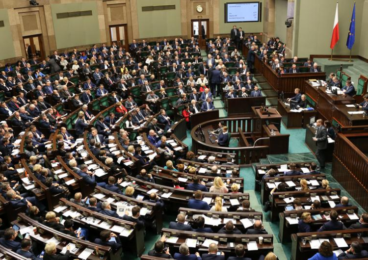 Sejm RP Zobacz, która partia wygrałaby najbliższe wybory. Grzegorz Braun języczkiem u wagi