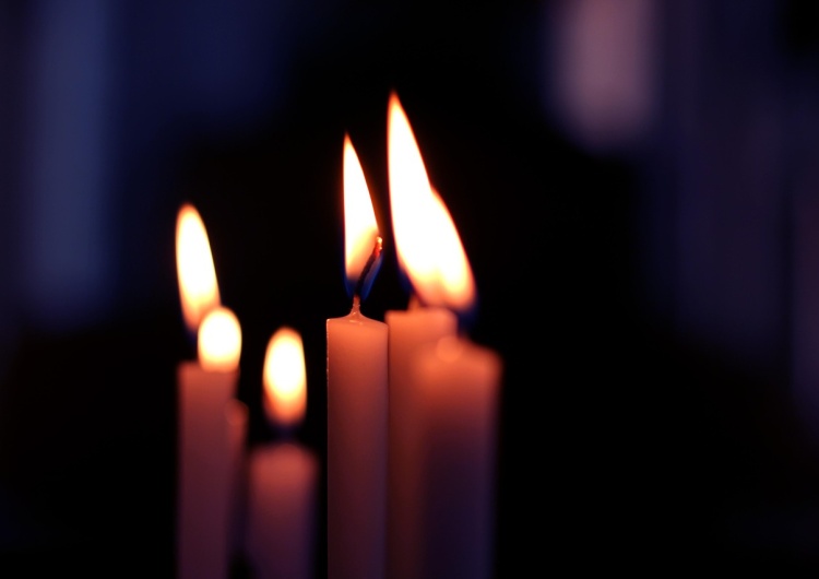 Świece Ludzie Solidarności, którzy odeszli w minionym roku