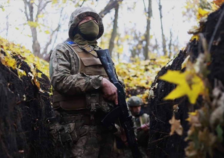 Ukraiński żołnierz / 22nd Mechanized Brigade Kolumbijscy żołnierze walczą na Ukrainie. Ujawniono, ile zarabiają