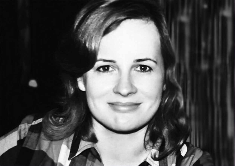 Joanna Kołaczkowska Tak wygląda grób Joanny Kołaczkowskiej po 1 listopada. Zdjęcie obiegło sieć