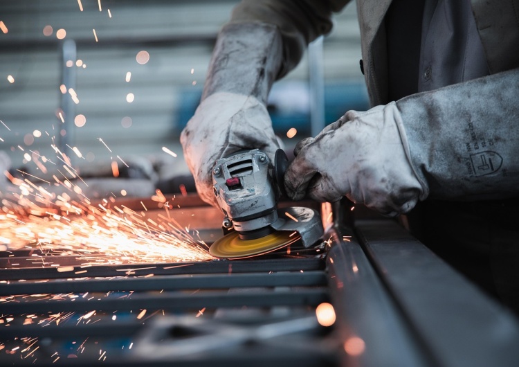 Zdjęcie ilustracyjne Niemiecki przemysł stalowy mocno podupada. Merz: Jest w kryzysie zagrażającym jego istnieniu