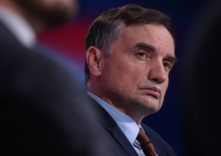 Zbigniew Ziobro Zbigniew Ziobro zabiera głos ws. azylu na Węgrzech