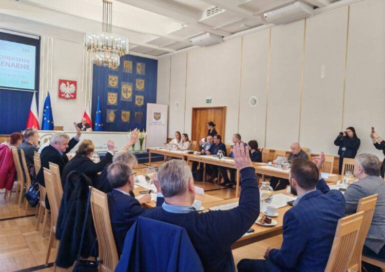 Posiedzenie WRDS w Opolu WRDS w Opolu. Wokół polityki wynagrodzeń w sektorze publicznym