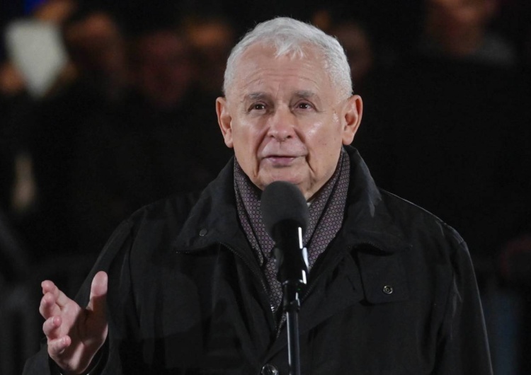 Jarosław Kaczyński Jarosław Kaczyński: Patriotyzm charakteryzuje ludzi moralnie wyżej rozwiniętych