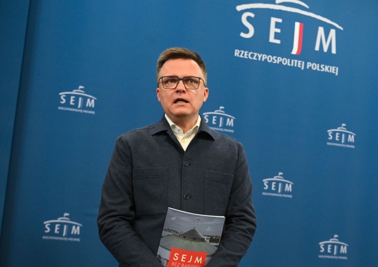 Szymon Hołownia Hołownia podał się do dymisji. Dzień później służby szukają w urzędzie jego dokumentów