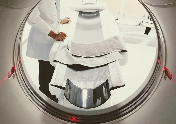 Zdjęcie ilustracyjne Pacjent we Wrocławiu zmarł, gdyż personel medyczny nie znał języka polskiego