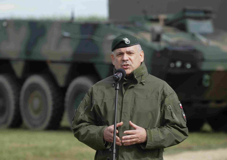 Gen. Wiesław Kukuła Szef Sztabu Generalnego Wojska Polskiego zabrał głos ws. dywersji na torach 