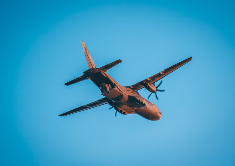 Zdjęcie ilustracyjne Lotniska Rzeszów i Lublin czasowo zamknięte. Polska Agencja Żeglugi Powietrznej wydała komunikat