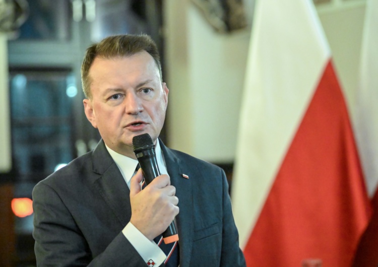 Mariusz Błaszczak Błaszczak: Działania rządu przypominają PRL; symboliczne, że marszałkiem Sejmu i szefem kancelarii są komuniści
