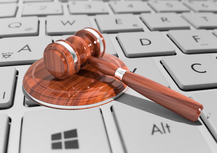 Zdjęcie ilustracyjne AI zamiast sędziów. Jak daleko pójdzie cyfryzacja wymiaru sprawiedliwości?