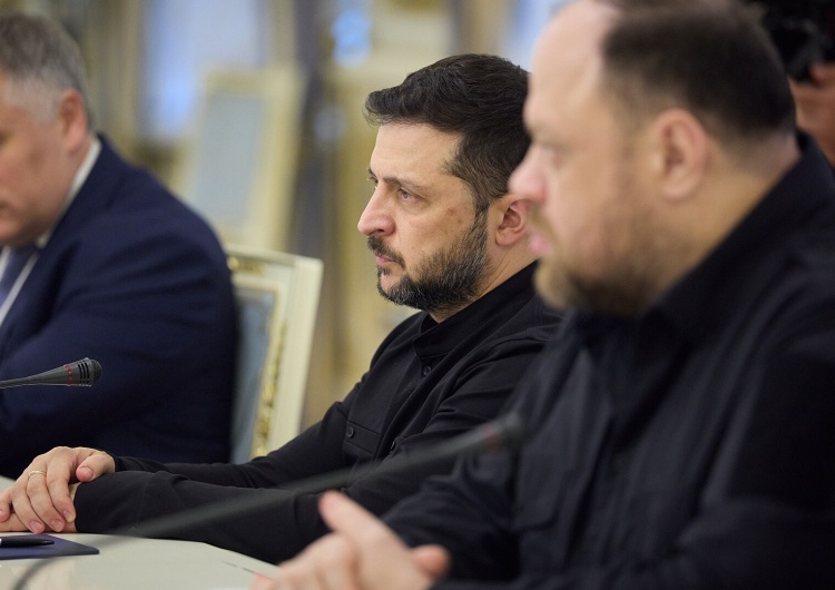 Wołodymyr Zełenski Afera korupcyjna nie złamała Zełenskiego. Zachód błędnie ocenia sytuację w Kijowie?