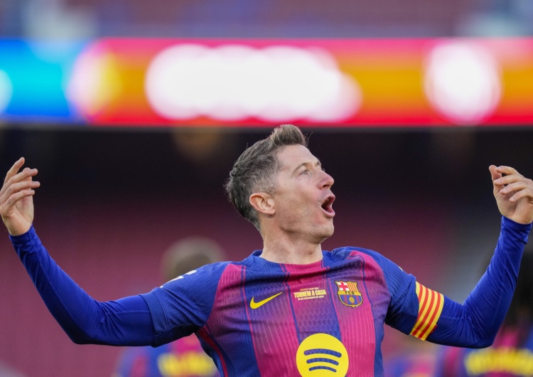 Robert Lewandowski Historyczny gol Lewandowskiego na nowym Camp Nou