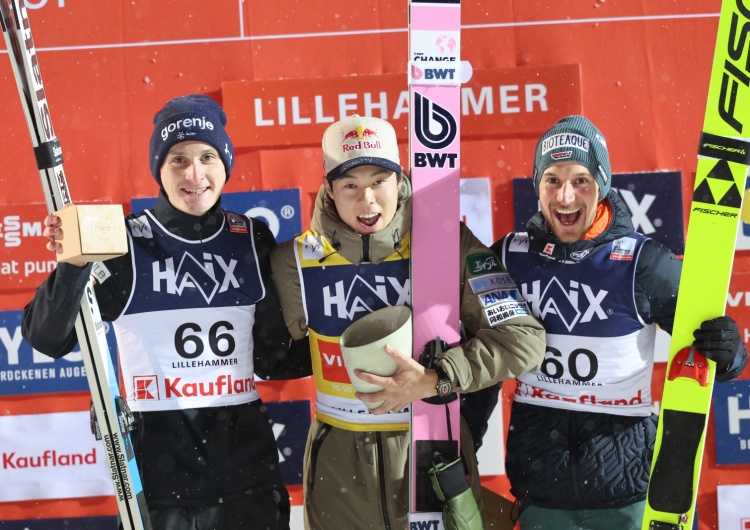 Domen Prevc, Ryoyu Kobayashi i Felix Hoffmann Trudny konkurs dla Biało-Czerwonych. Kobayashi nokautuje rywali