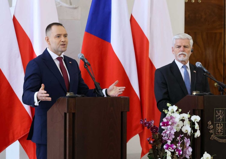 Prezydent RP Karol Nawrocki (L) i prezydent Republiki Czeskiej Petr Pavel (P)  Prezydent Nawrocki zabrał głos ws. planu pokojowego dla Ukrainy