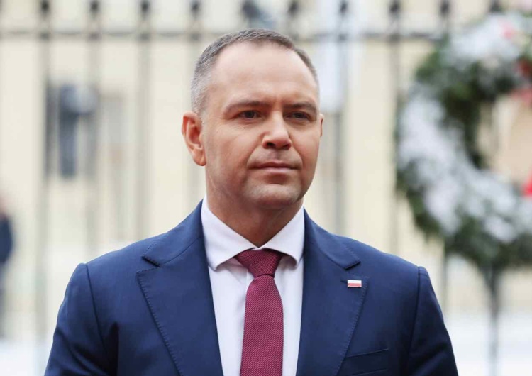 Prezydent Karol Nawrocki Sukces Karola Nawrockiego. Rekordowy wynik w sondażu
