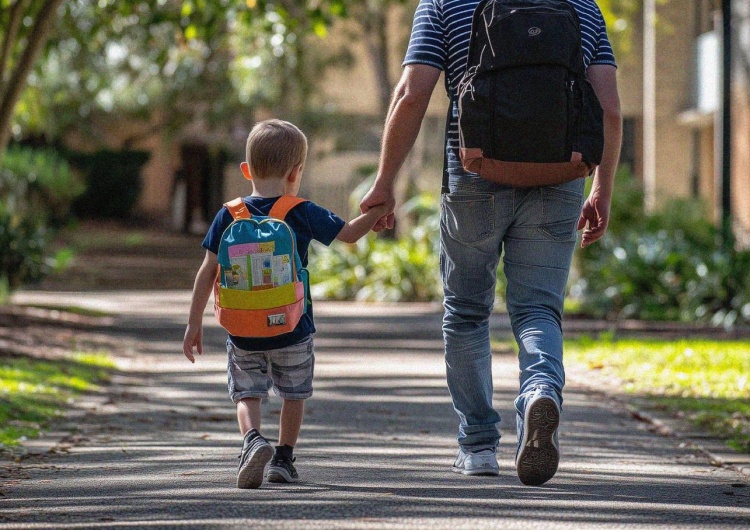 Ojciec z dzieckiem, zdjęcie poglądowe