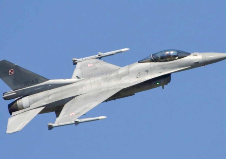 Myśliwiec F-16, zdjęcie poglądowe