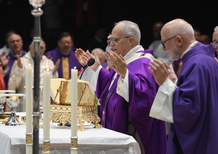 Papież w czasie Mszy św. w Stambule