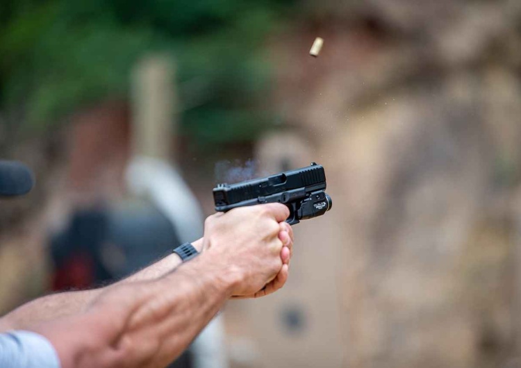 Strzały z pistoletu (zdj.ilustracyjne)