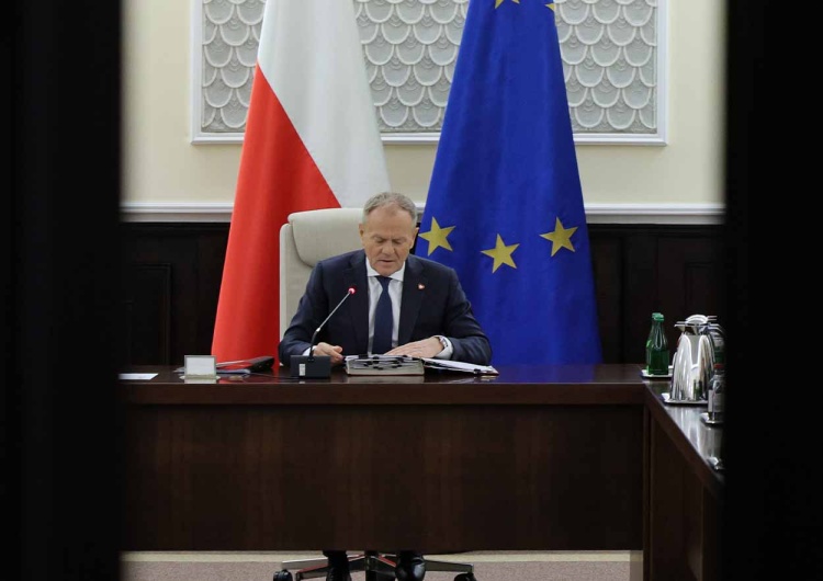 Premier Donald Tusk podczas posiedzenia rządu